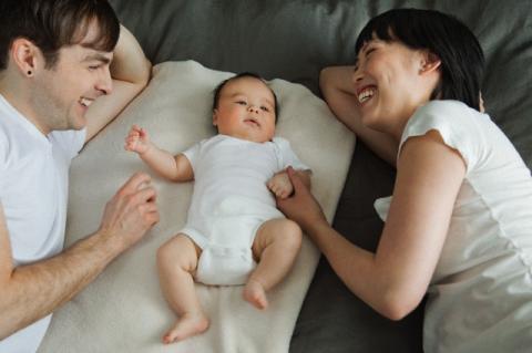 Đêm nào mẹ chồng cũng sang phòng ngủ của vợ chồng tôi để gọi tôi dậy... - Ảnh 1. Đêm nào mẹ chồng cũng sang phòng ngủ của vợ chồng tôi để gọi tôi dậy... - Ảnh 1.