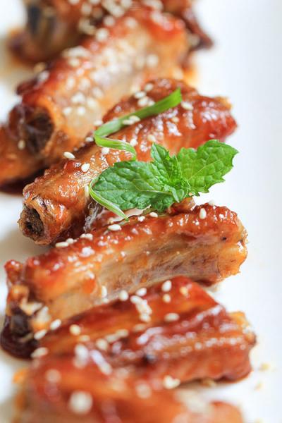 Sườn sốt chua cay