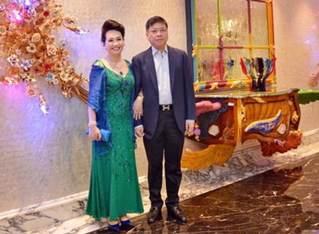 Bà Trương Mỹ Lan và chồng