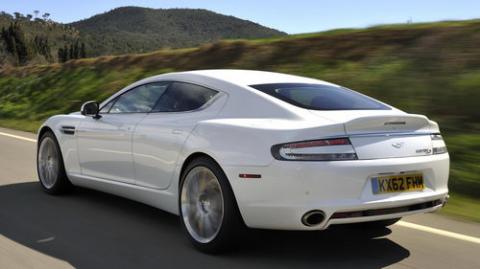 Siêu xe huyền thoại Aston Martin Rapide bị khai tử - 3