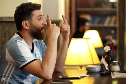 Xuất hiện bản sao giống hệt Messi từ râu đến tóc - Ảnh 4.