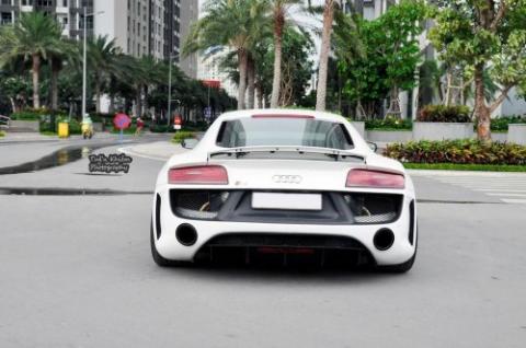 Dân chơi Việt đại hạ giá siêu xe Audi R8 chỉ 3,3 tỷ đồng - 4