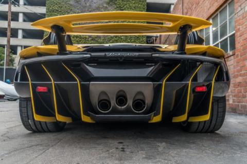 Cận cảnh siêu phẩm Lamborghini Centenario màu vàng rực tại Mỹ - Ảnh 11.