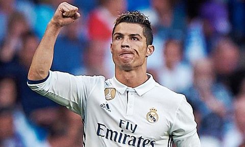 Ronaldo những ngày qua dính cáo buộc trốn thuế - Ảnh: Getty Image