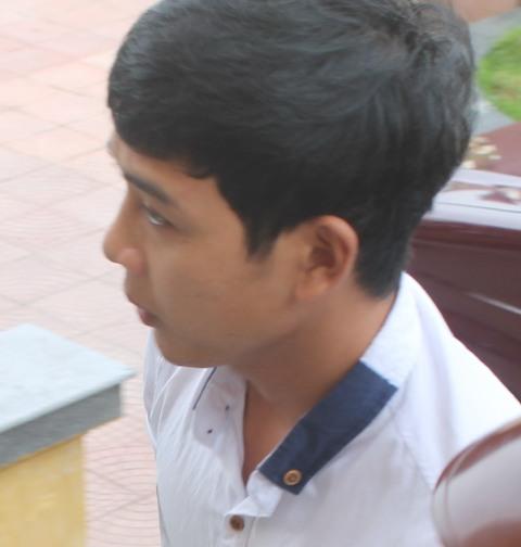 chap tay xin loi van bi ban nhau dam chet hinh anh 1