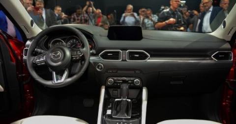 Mazda CX-5 thế hệ mới ra mắt Singapore, giá 'chát' 2,7 tỷ đồng - 6