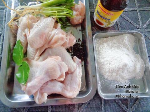 canh ga chien gion rum, mon an choi doi vi cuoi tuan - 1