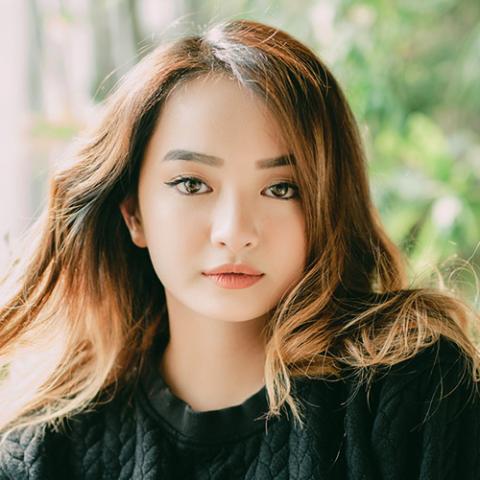 nhung-my-nhan-viet-so-huu-khuon-mat-tron-tu-nhien-dung-mot-khong-dao-keo-2-1495899950-width500height501