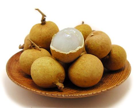 Cách làm chè long nhãn hạt sen ngọt thanh, mát lạnh giải nhiệt ngày nóng - 2