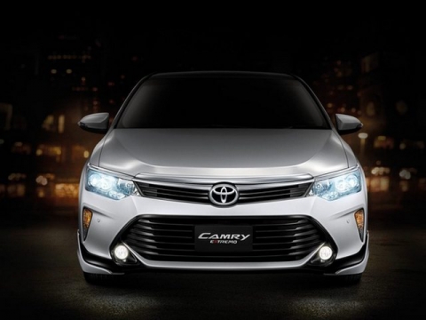 toyota camry 2.0g extremo 2017 gia 1,04 ty dong hinh anh 1