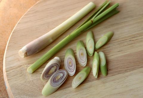 5.sa-vi-thuoc-dan-gian-trong-mua-mua-lu-1-phunutoday.vn