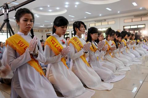 chu-hieu-ngay-Vu-Lan-duoc-the-hien-nhu-the-nao2