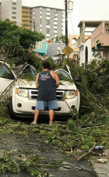 Khu vực Caribbe hoang tàn khi bão Irma đổ bộ, nhiều hòn đảo gần như bị phá hủy hoàn toàn - Ảnh 7. Khu vực Caribbe hoang tàn khi bão Irma đổ bộ, nhiều hòn đảo gần như bị phá hủy hoàn toàn - Ảnh 7.