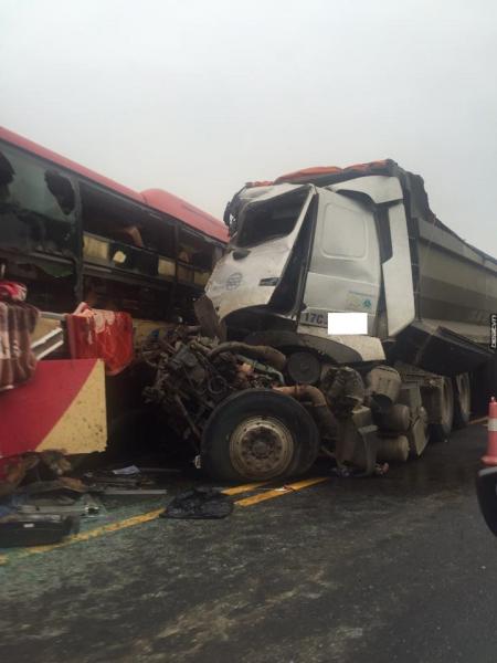 anh: tai nan tham khoc tren cao toc lao cai-ha noi hinh anh 1