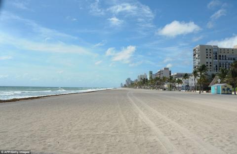 Florida vắng vẻ lạ thường trong cuộc sơ tán lớn nhất trong lịch sử Mỹ vì siêu bão quái vật Irma - Ảnh 6. Florida vắng vẻ lạ thường trong cuộc sơ tán lớn nhất trong lịch sử Mỹ vì siêu bão quái vật Irma - Ảnh 6.