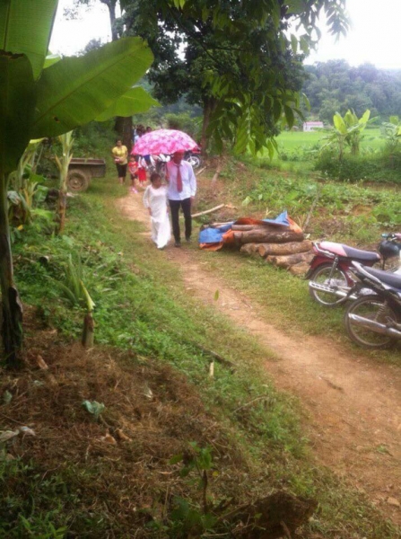 Bị gia đình ngăn cản vì cô dâu thấp còi suy dinh dưỡng, chú rể Lạng Sơn vẫn quyết về chung 1 nhà - Ảnh 4.