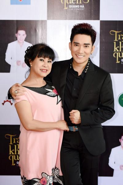 sut hang chuc can, siu black khien ai nay deu bat ngo khi xuat hien tai ha noi - 13