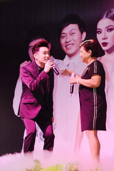 sut hang chuc can, siu black khien ai nay deu bat ngo khi xuat hien tai ha noi - 5