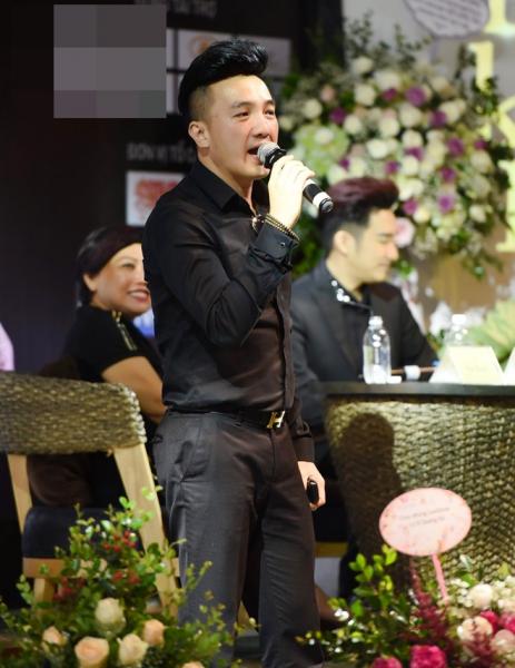 sut hang chuc can, siu black khien ai nay deu bat ngo khi xuat hien tai ha noi - 17