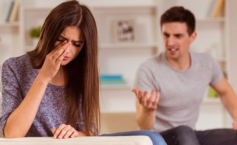 Khi tôi nằm trong phòng sinh đau đớn, chồng tồi vẫn đang bận đưa bạn thân đi thử áo cưới - Ảnh 1. Khi tôi nằm trong phòng sinh đau đớn, chồng tồi vẫn đang bận đưa bạn thân đi thử áo cưới - Ảnh 1.