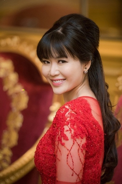 
Như nhiều người đẹp trong làng giải trí, Hoa hậu Thu Thủy cũng vướng phải nhiều tin đồn thị phi.
