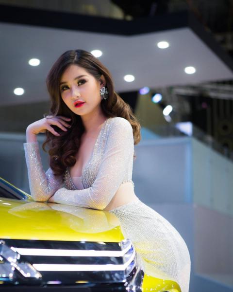 Anh qua khu cua tan Hoa hau Dai duong lai gay tranh cai hinh anh 3