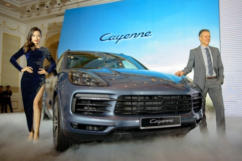 can canh porsche cayenne s 2018 gia 5,47 ty dong hinh anh 1