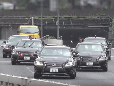 'Giải mã' siêu xe chống đạn của Thủ tướng Nhật - 1