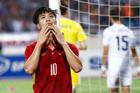 ‘Viet Nam con kem xa Thai Lan, kho long du duoc World Cup 2030’ hinh anh 1