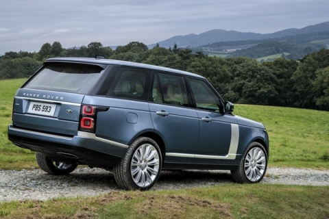 Range Rover SVAutobiography 2018 gia ngang Rolls-Royce hinh anh 2
