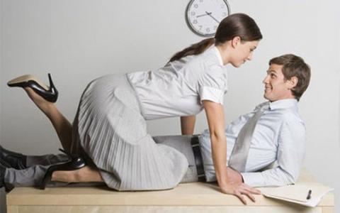 tam su cua co gai “bat dac di” tro thanh ke thu 3 - 1