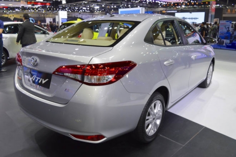 Xe sedan Toyota Yaris Ativ có giá chỉ 329 triệu đồng - 3