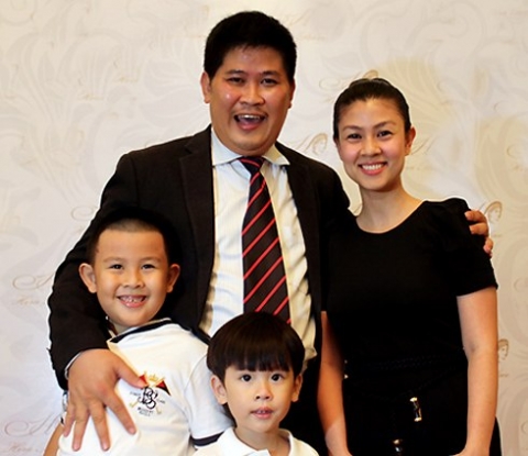 Gia đình hạnh phúc trước đây của Kim Thư và Phước Sang