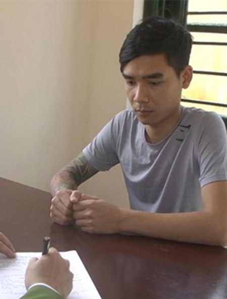 Bất ngờ về nhân thân đại lý cấp 1 trong đường dây đánh bạc ngàn tỷ vừa đầu thú Bất ngờ về nhân thân đại lý cấp 1 trong đường dây đánh bạc ngàn tỷ vừa đầu thú