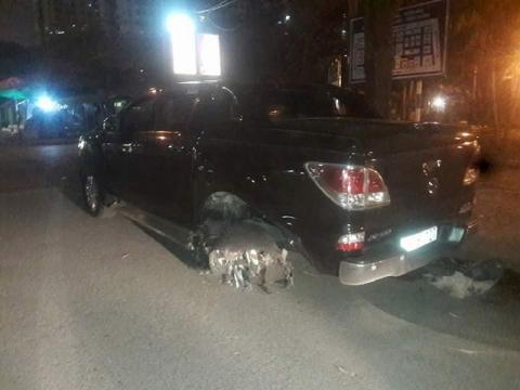 Vụ ô tô kéo lê xe máy: Có dấu hiệu tội giết người? - ảnh 2