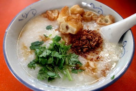Việt Nam lọt top 10 quốc gia khiến du khách chỉ muốn ăn và ăn suốt ngày - 6
