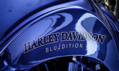 Chiếc Harley Davidson Softail Slim Blue Edition giá 43 tỷ đồng có gì đặc biệt? - 3