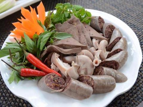 neu mang com di lam, hay tranh xa nhung thuc pham nay vi rat hai cho suc khoe - 1