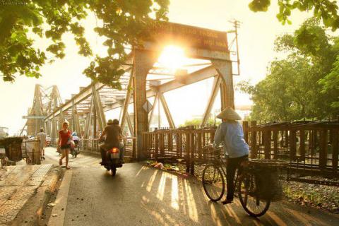 tin thoi tiet 9/6: cuoi tuan ha noi tiep tuc nang choi chang tu sang som, tp.hcm mat me - 1