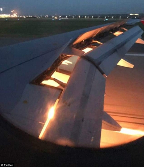 Máy bay chở đội Saudi Arabia bốc cháy: Suýt có đại thảm họa World Cup 2018 - 1