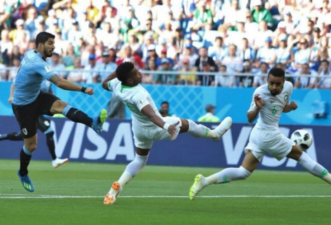 Uruguay - Saudi Arabia: Sai lầm chí tử, lật đổ siêu kỉ lục (World Cup 2018) - 1