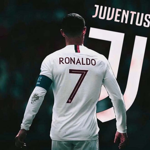 Bom tấn Ronaldo - Juventus: Lộ diện “ông trùm” & Liên minh ma quỷ đuổi cổ CR7 - 1