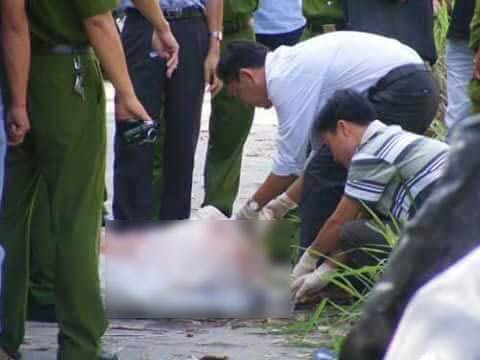 Phát hiện 1 thi thể trong bao tải nghi bị sát hại ở Bình Phước - 2