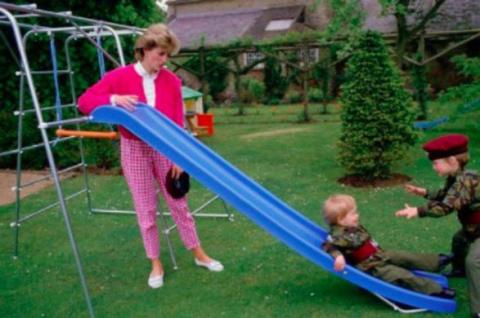 Hàng thập kỷ đã qua,cách dạy con của Công nương Diana vẫn được thế giới học tập - 6