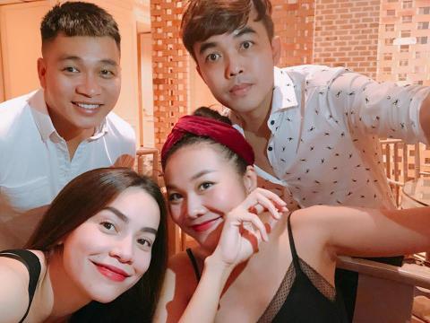 Chơi thân chục năm có lẻ nhưng đây là lần đầu Hồ Ngọc Hà làm điều này với Thanh Hằng - Ảnh 1.