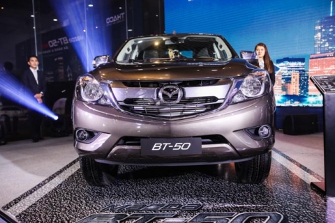 Mazda BT-50 2018 ra mắt với nhiều nâng cấp mới kèm giá bán từ 655 triệu đồng - 2