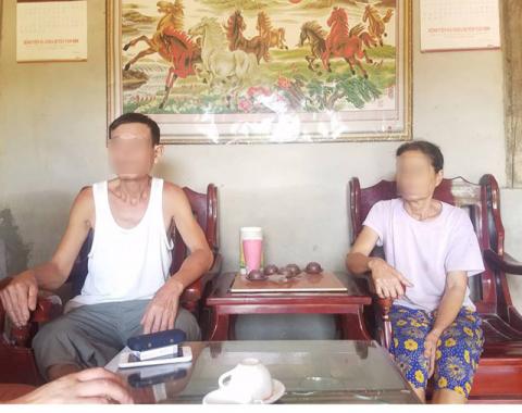 Vụ nhiều người cùng xã nhiễm HIV: Gia đình bác sĩ vừa buồn, vừa sợ - 1