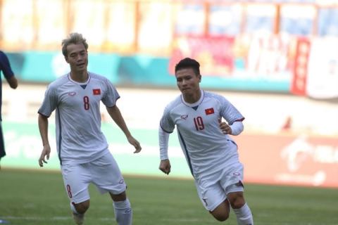 U23 Việt Nam - U23 Nhật Bản: Rực rỡ Quang Hải, khoảnh khắc trừng phạt sai lầm - 1
