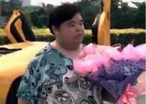 thieu gia lai lamborghini chan duong gai xinh to tinh... va cai ket dang ngat - 1