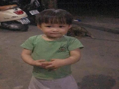 nguoi me tre rong ra tim con 2,5 tuoi mat tich bi an: 